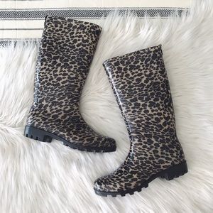 LEOPARD RAIN BOOTS